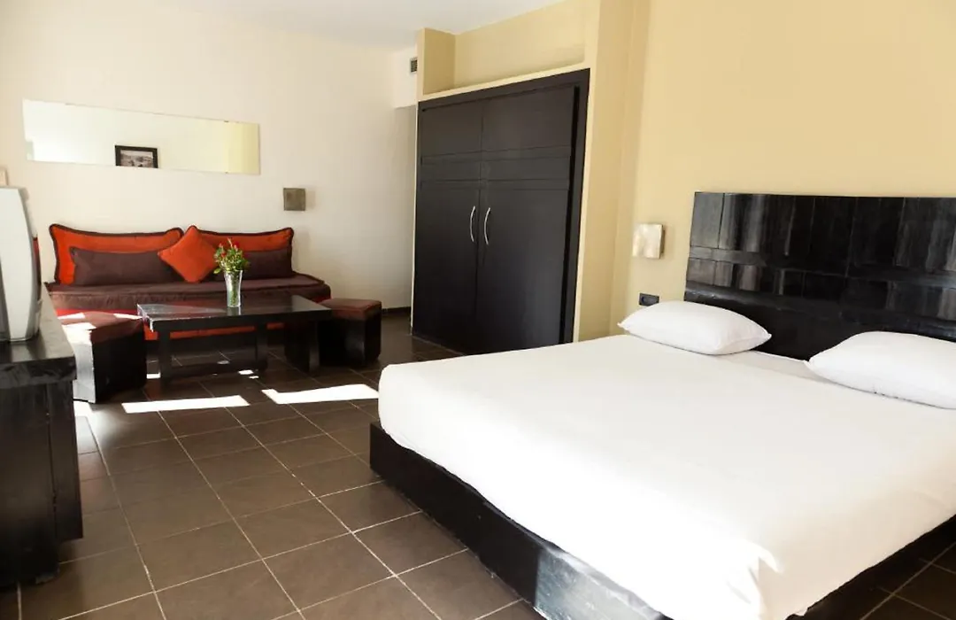 Royal Decameron Tafoukt Beach Resort & Spa-1